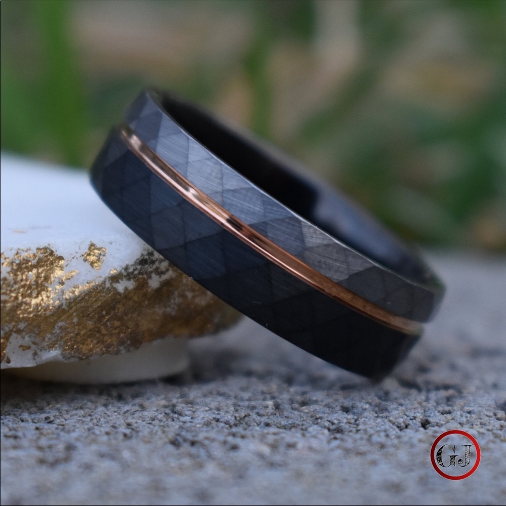 Hammered Tungsten Men’s Wedding Ring (Black, Silver, & Rose Gold Accent) - Picture 2 of 11
